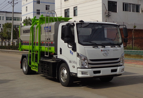 躍進7-8立方純電動自裝卸式垃圾車