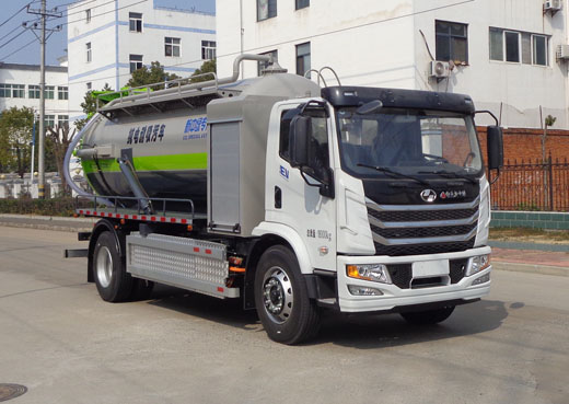 躍進10-12立方純電動吸污車